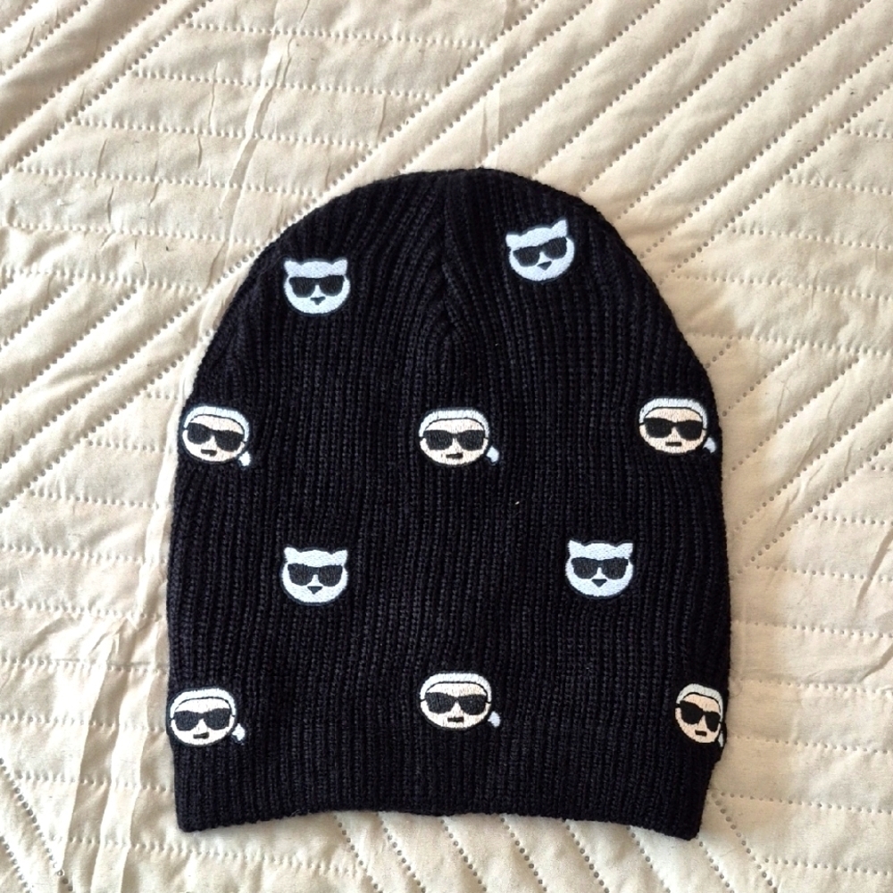 Karl Lagerfeld Black and White Cat Face Knit Hat
